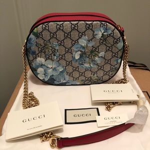 Gucci blooms chain bag